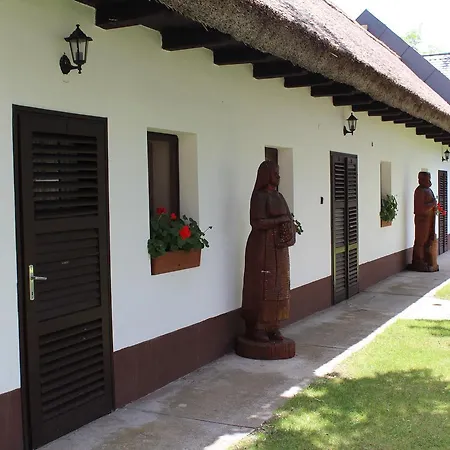 Bed and breakfast Biczo Csarda Es Lovaspanzio Fulopszallas